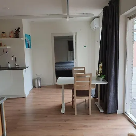Aangepast Sandra Mindervaliden Holiday home Limmen