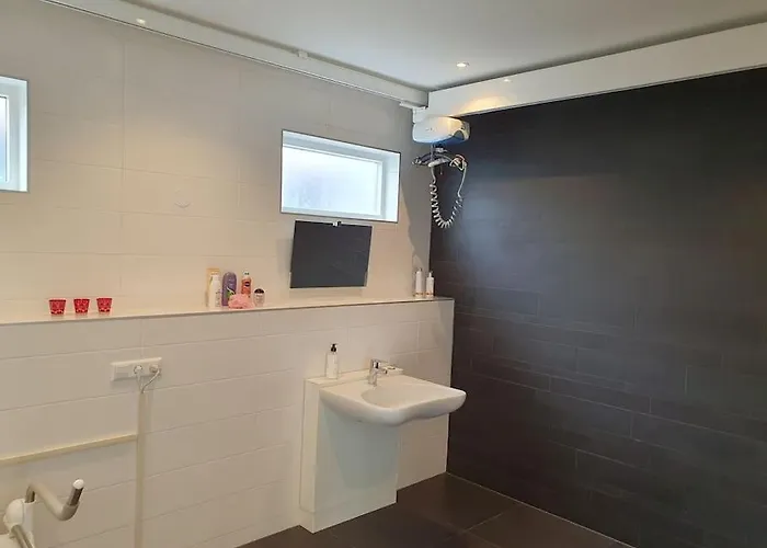 Aangepast Sandra Mindervaliden 別荘 Limmen